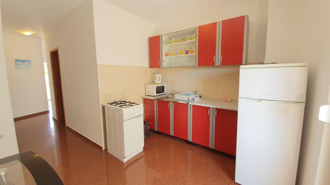 Apartments Mislav Novalja Exterior photo